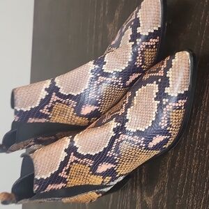 Marc Fisher Tan and Black Pink Ankle Chelsea Booties Snake Print 6.5